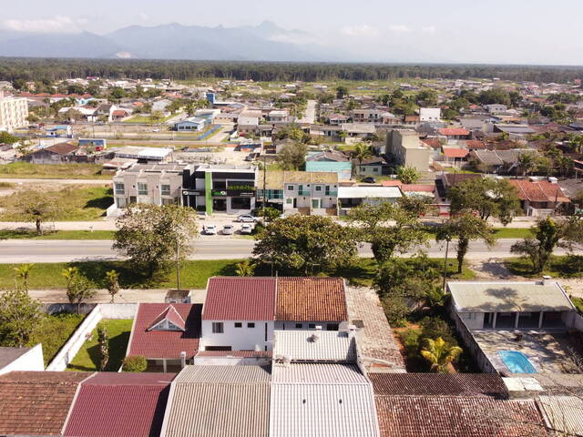 Sobrado para Venda em Matinhos - 4